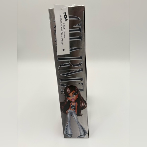 Bratz Charmz Yasmin Doll Silver Jumpsuit New In Box MGA Fashion Doll Gift - Picture 3 of 10